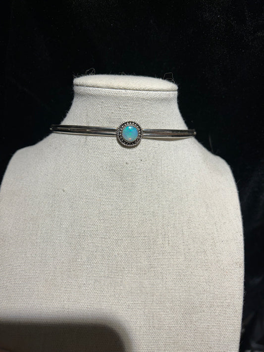 Beaded Round Blue Opal Collar